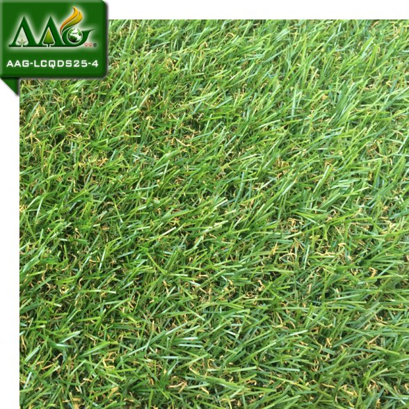 楼顶阳台铺装人造草皮外观图